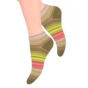 Dámské kotníkové ponožky se vzorem proužků 052/58 STEVEN Barva/Velikost: béžová / 35/37